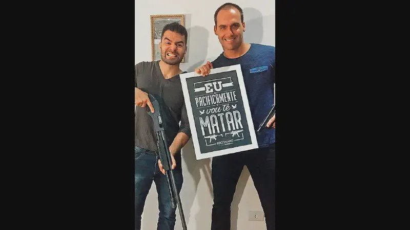 Featured image of post Breve comentário à Minifestação de 12/09 - Pondé, Arthur do Val e Fernando Moura
