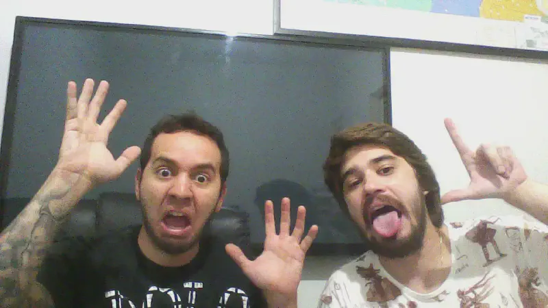 Featured image of post Live do Olavo é Plano e a Terra tem Razão (inversões contemporâneas)
