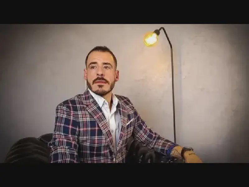 Featured image of post A doença "Redpill", "coachs" e o papel dos educadores
